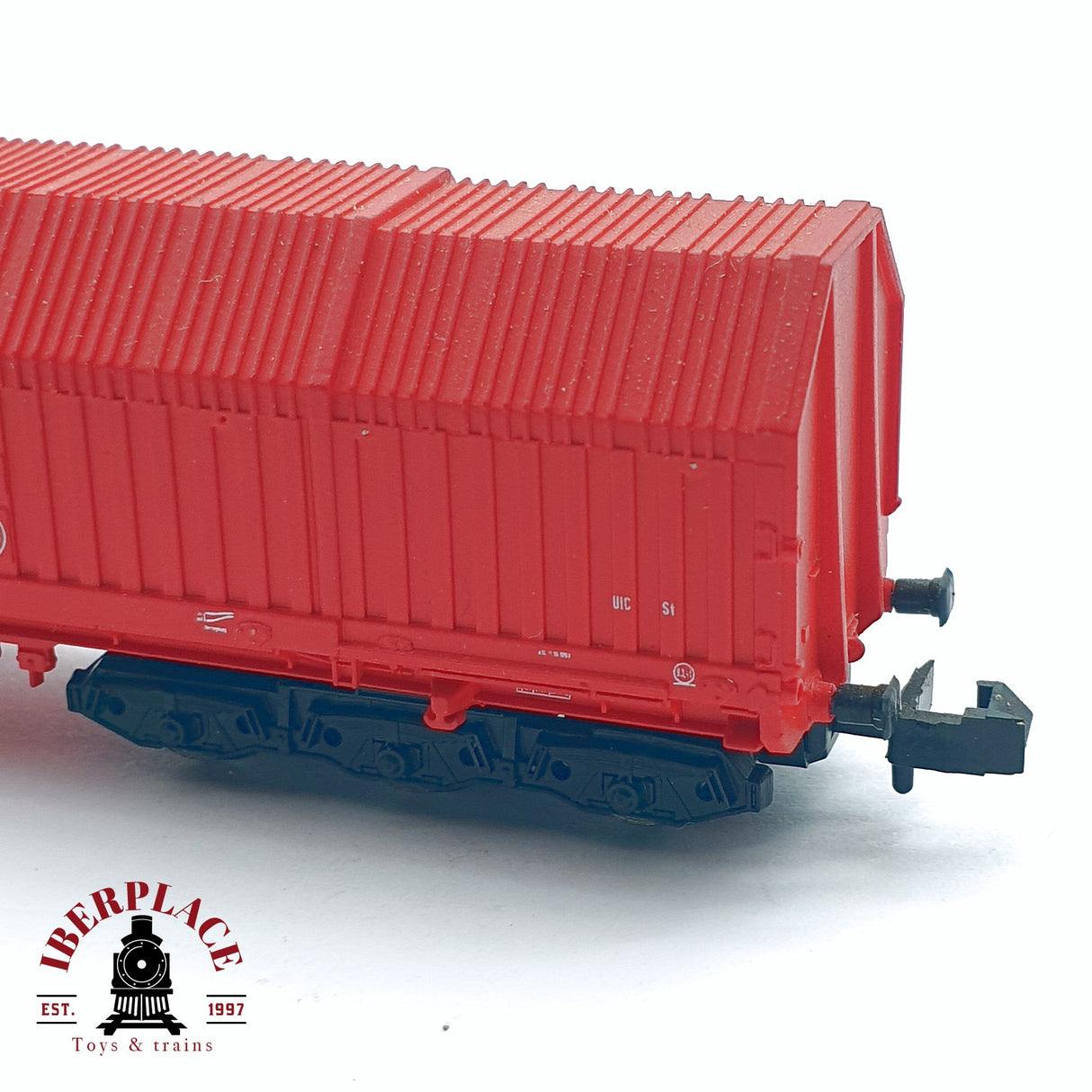 ♻️ 2da mano - Roco 25320 vagón cerrado Cargo DB Rojo N escala 1:160