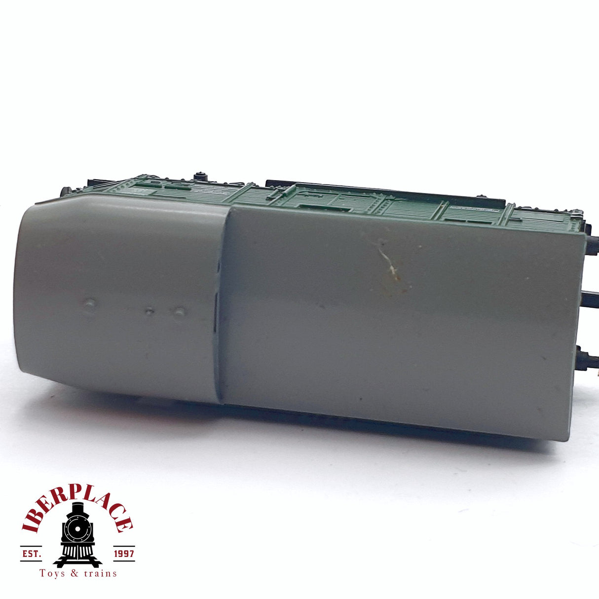 ♻️ 2da mano - Arnold 4494 vagón de estación numero 2 N escala 1:160