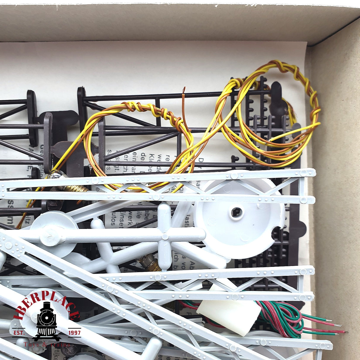 ♻️ 2da mano - Vaupe Hobby 8720 Farolas y postes de telégrafos H0 escala 1:87 E15