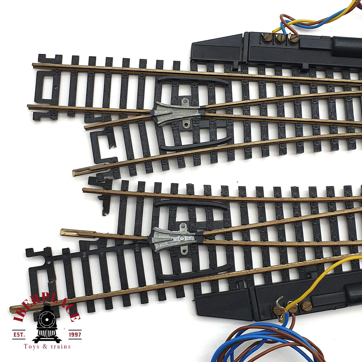 ♻️ 2da mano - 2x Roco desvíos eléctricos izquierda y derecha H0 escala 1:87 E15 2/4
