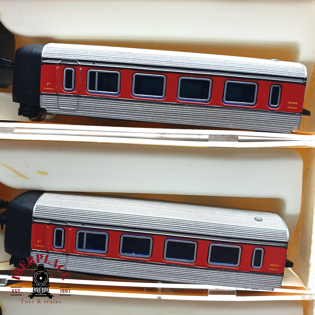 ♻️ 2da mano -  Ibertren Locomotora Virgen del carmen RENFE + vagones N escala 1:160 AN10