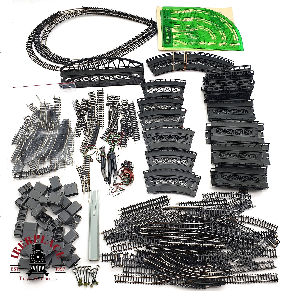 ♻️ 2 mano - Minitrix Ibertren 203x Vías curvas, rectas, rampas, semáforos, pilares etc N escala 1:160 AN07