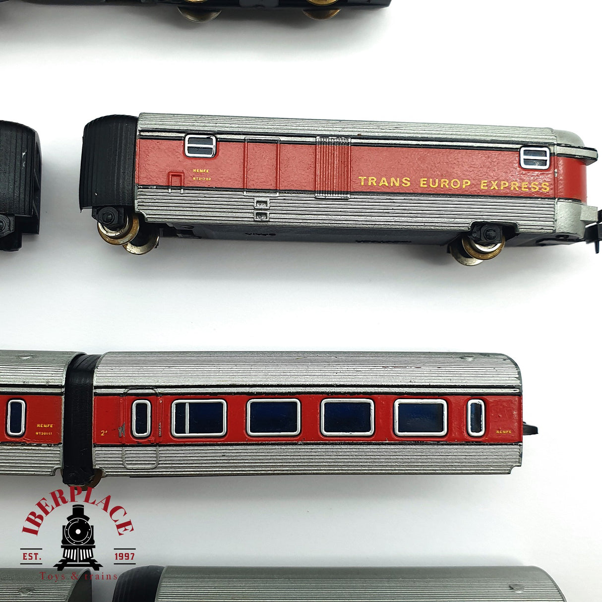 ♻️ 2 mano - Ibertren Locomotora virgen del Carmen RENFE N escala 1:160 AN07