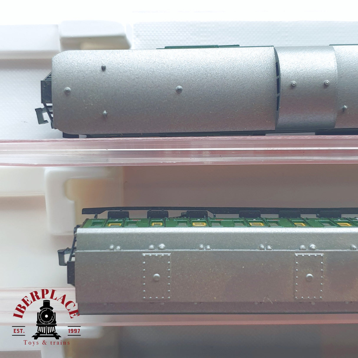 ♻️ 2 mano - Fleischmann 5x vagones pasajeros y equipaje DRG clases 2-3 N escala 1:160 TEN06