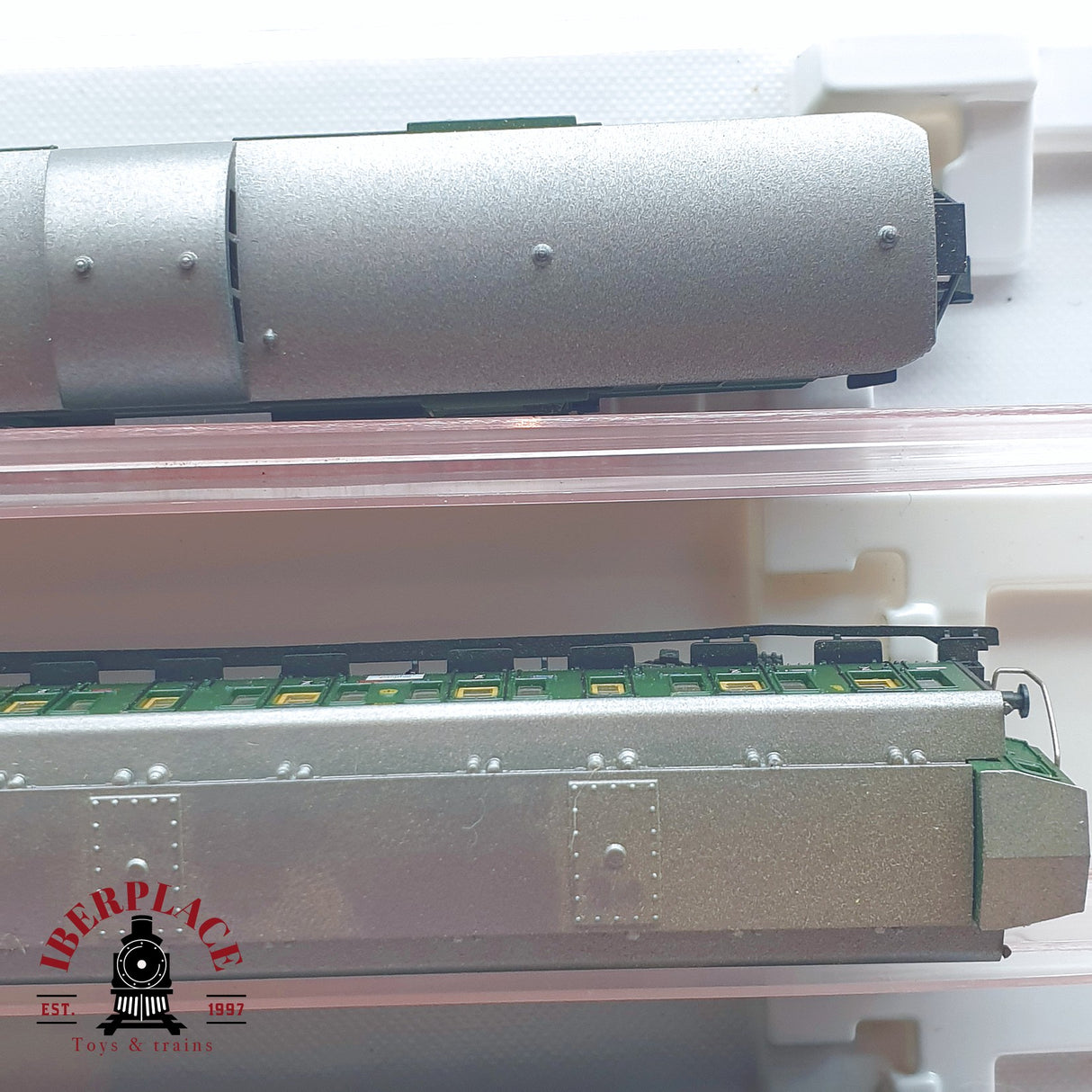 ♻️ 2 mano - Fleischmann 5x vagones pasajeros y equipaje DRG clases 2-3 N escala 1:160 TEN06