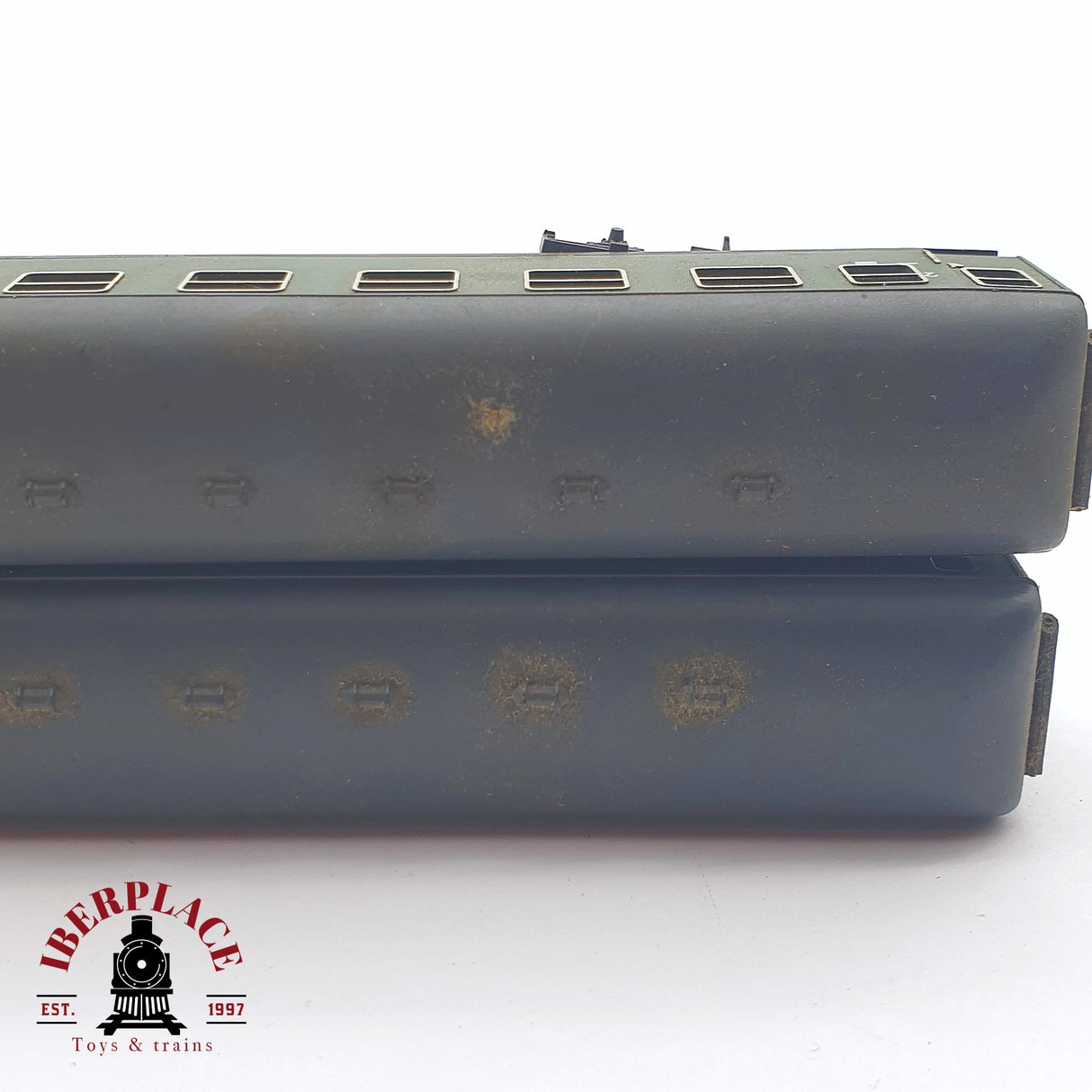 ♻️ 2 mano - Minitrix 4x vagones pasajero y equipaje clase 1-2 N escala 1:160 TEN06