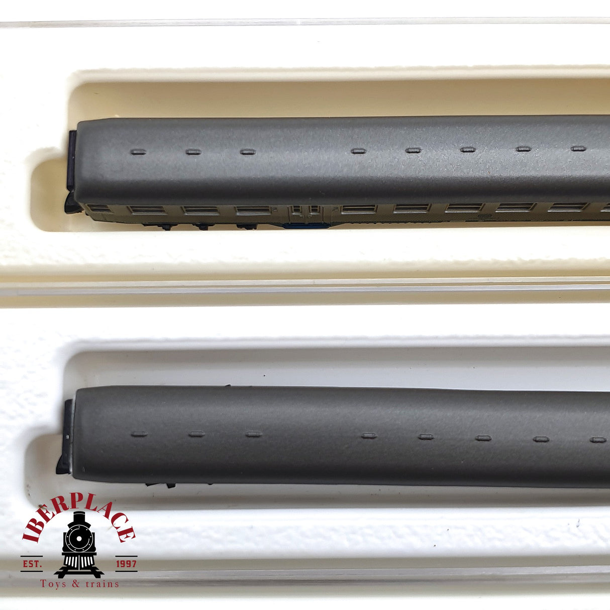 ♻️ 2 mano - Märklin 4x vagones pasajero clases 1-2 silver DB Z escala 1:220 EZ07