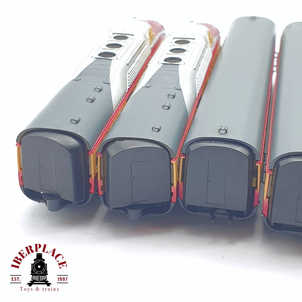 ♻️ 2 mano - Roco set locomotora Trans Europ Express DB VT 11 5011 N escala 1:160 TEN06