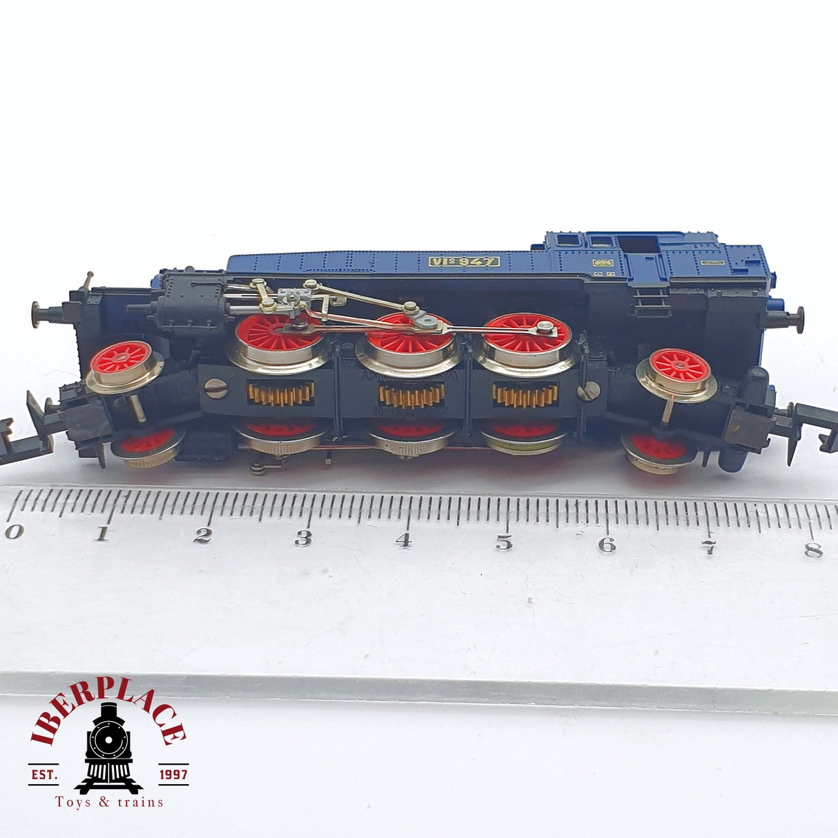 ♻️ 2 mano - Arnold 2213 Locomotora VI 947 Bad.St.B N escala 1:160 TEN06