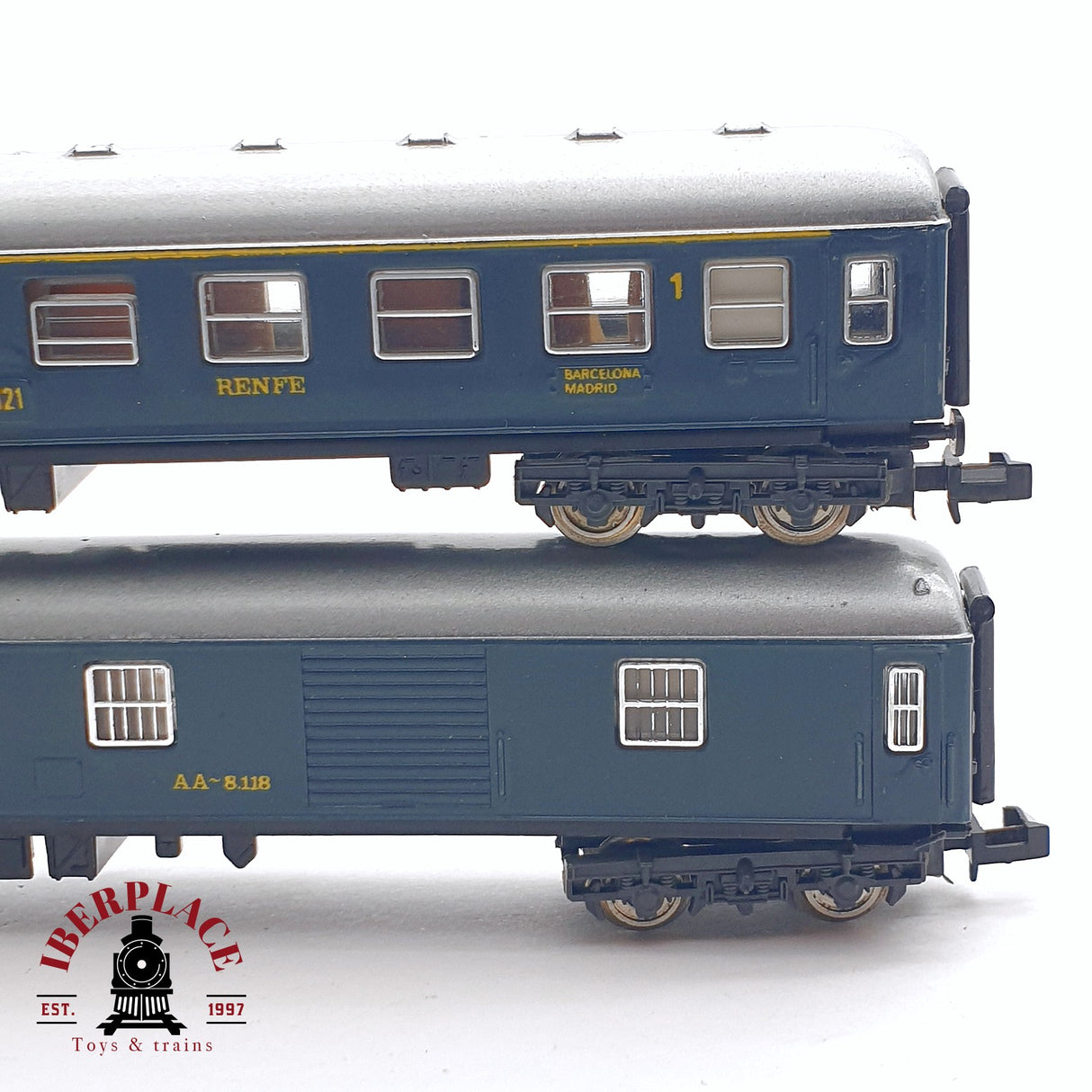 ♻️ 2da mano -  IBERTREN 3x vagones pasajero AA-8118 Barcelona Madrid RENFE N escala 1:160