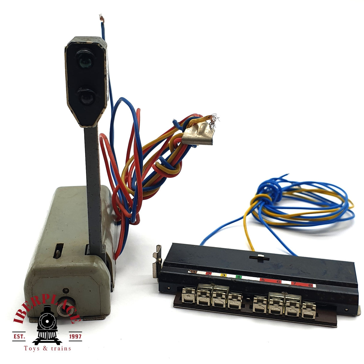 ♻️ 2da mano - Märklin semáforo con interruptor universal H0 escala 1:87 E15 1/2