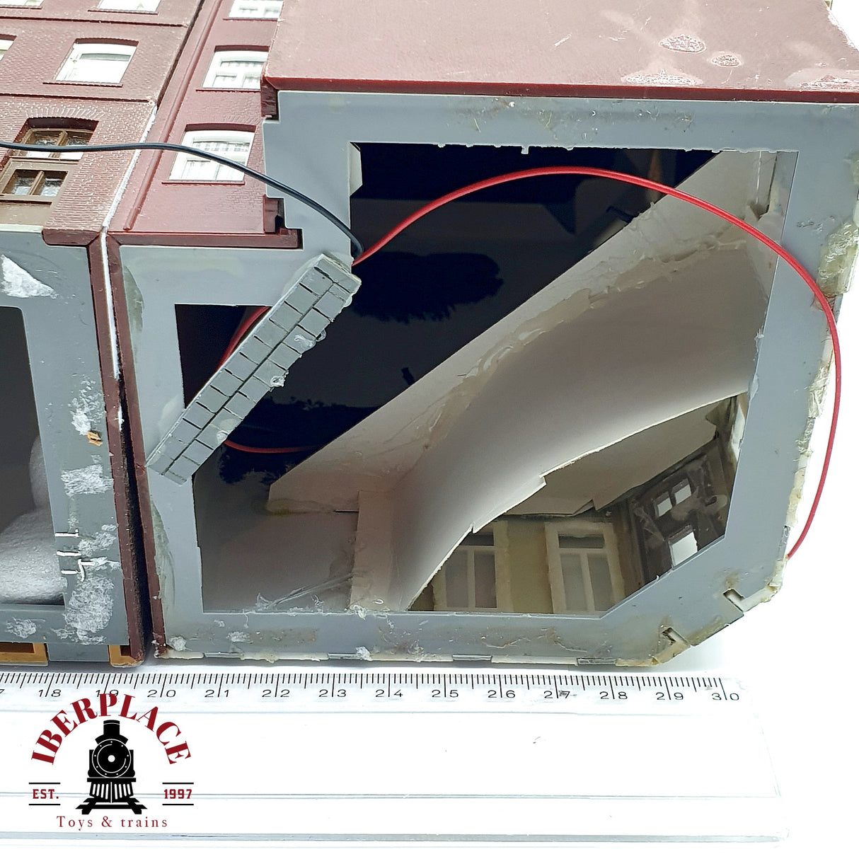 ♻️ 3 Edificios residenciales adosados y esquinero con comercios H0 escala 1:87