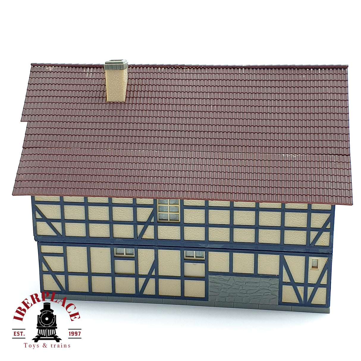 ♻️  Granja con entramado de madera H0 escala 1:87