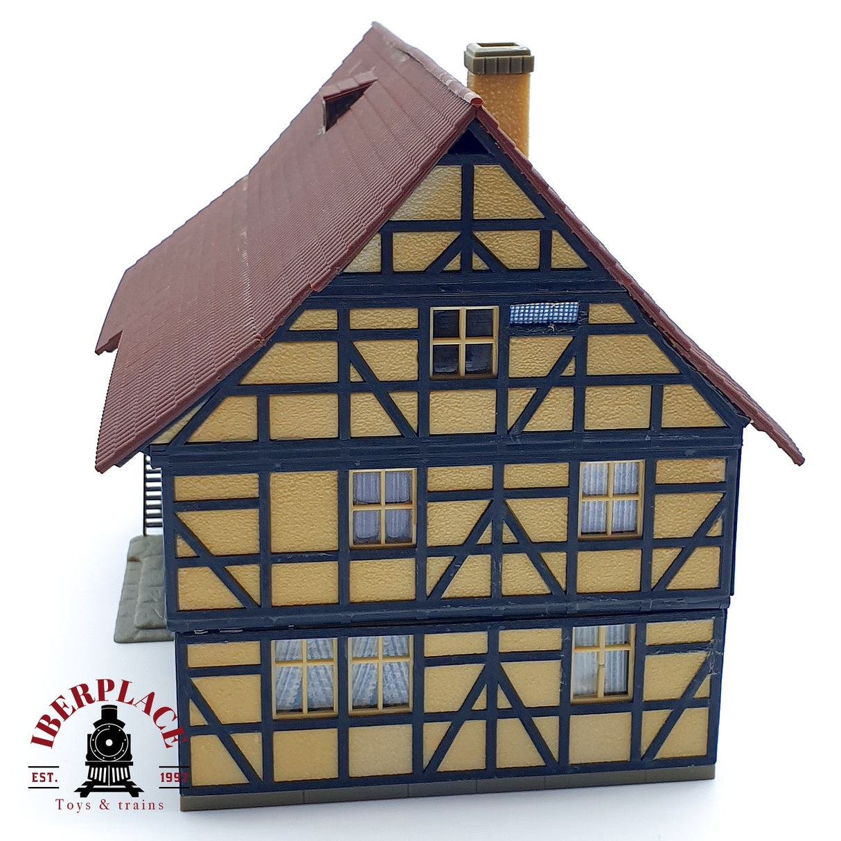 ♻️  Granja con entramado de madera H0 escala 1:87
