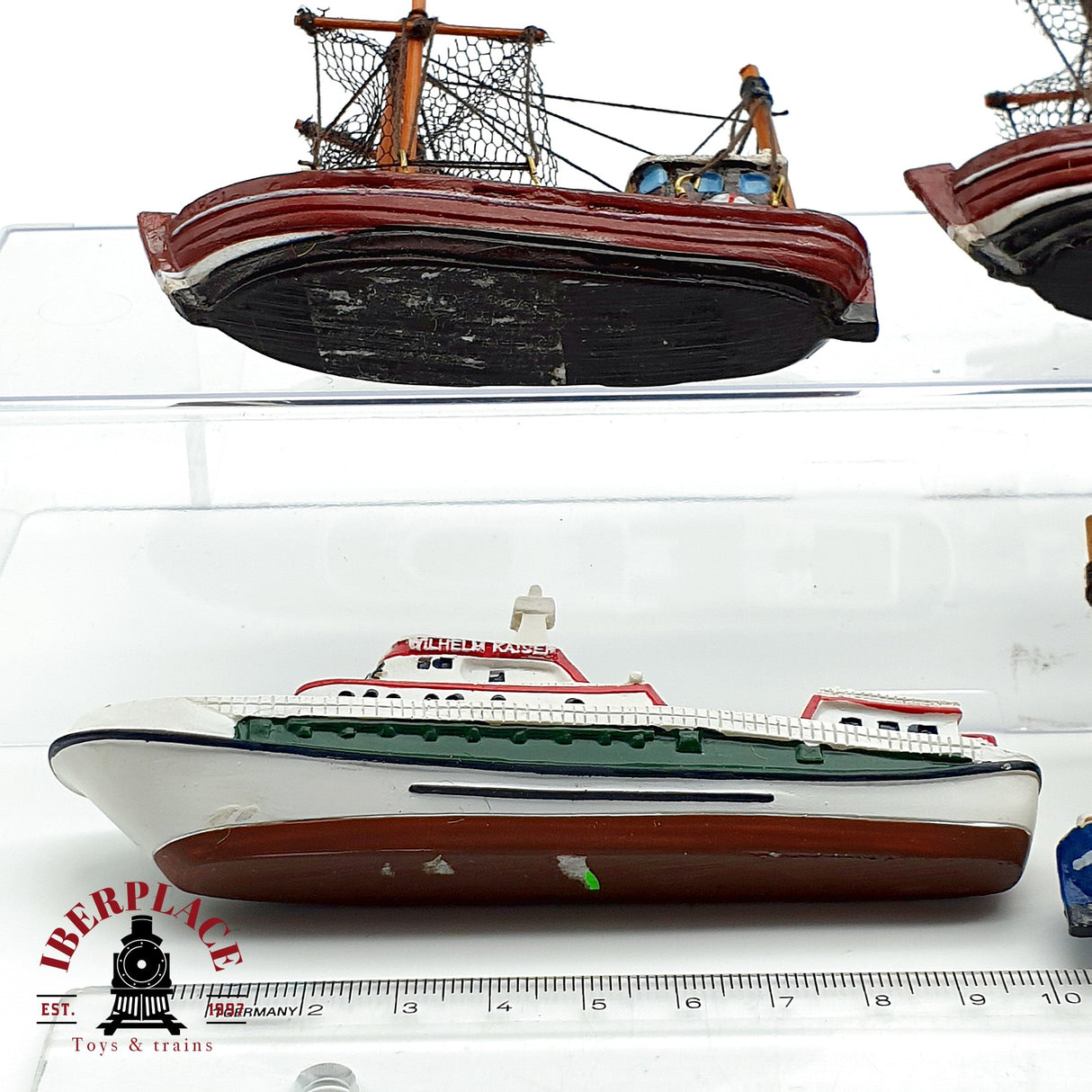♻️ 6x barcos de vela de madera y resina para decoración Ca1:100