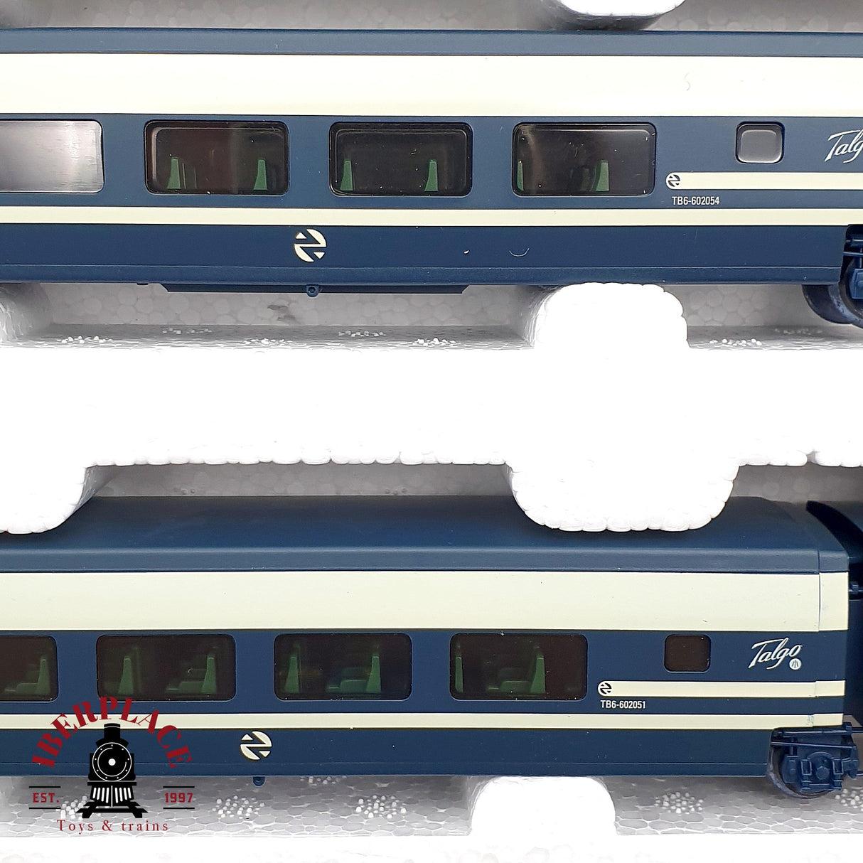 ♻️ AC Electrotren 3202 set de vagones complementarios Talgo T 200 RENFE H0 escala 1:87 A28