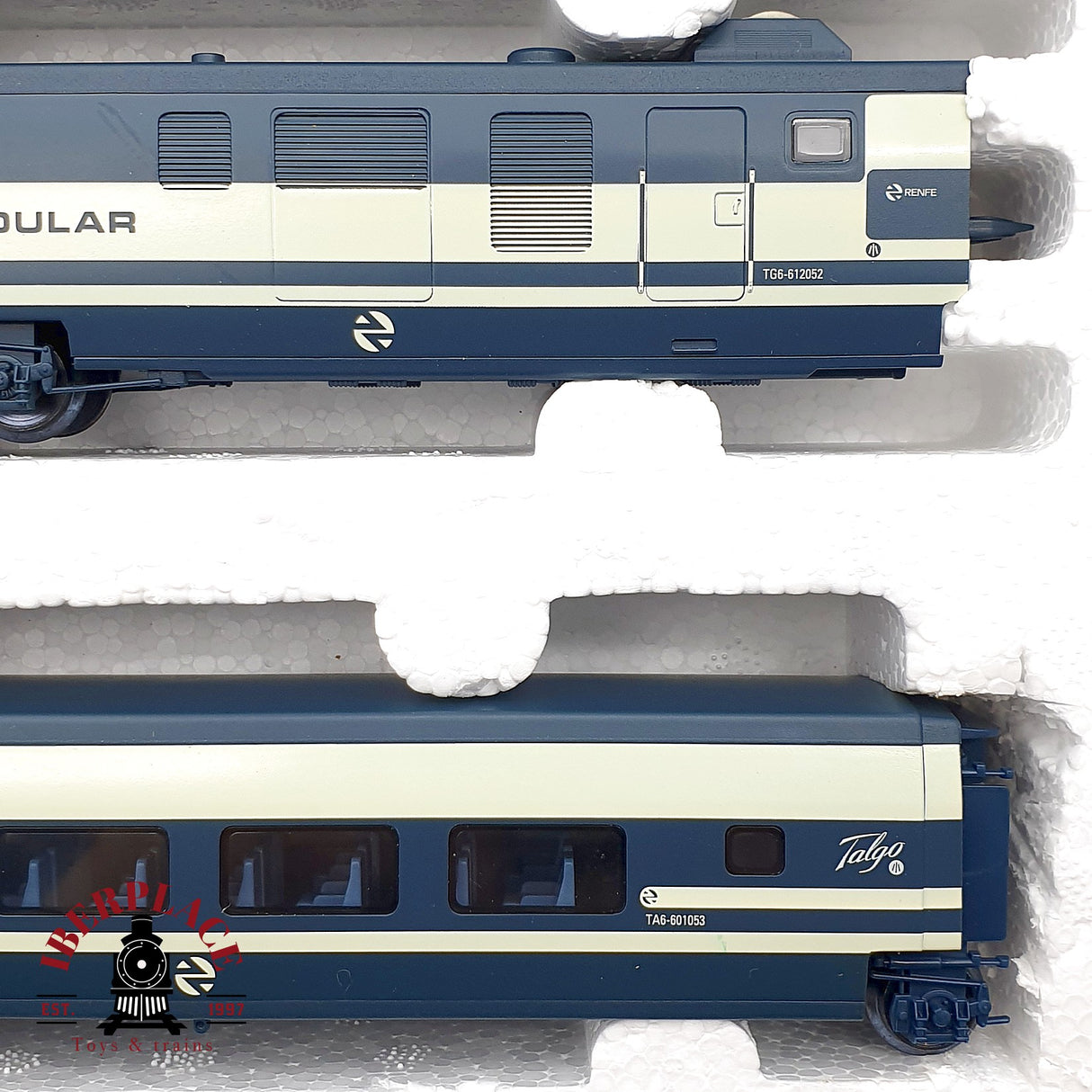 ♻️ AC Electrotren 3202 set de vagones complementarios Talgo T 200 RENFE H0 escala 1:87 A28