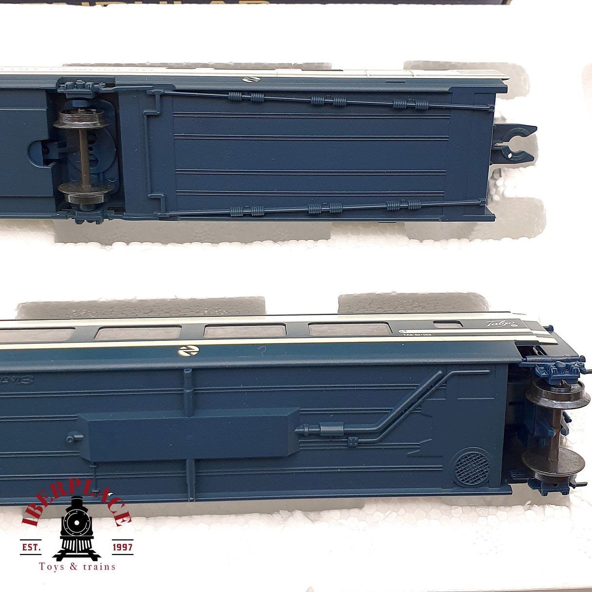 ♻️ AC Electrotren 3202 set de vagones complementarios Talgo T 200 RENFE H0 escala 1:87 A28
