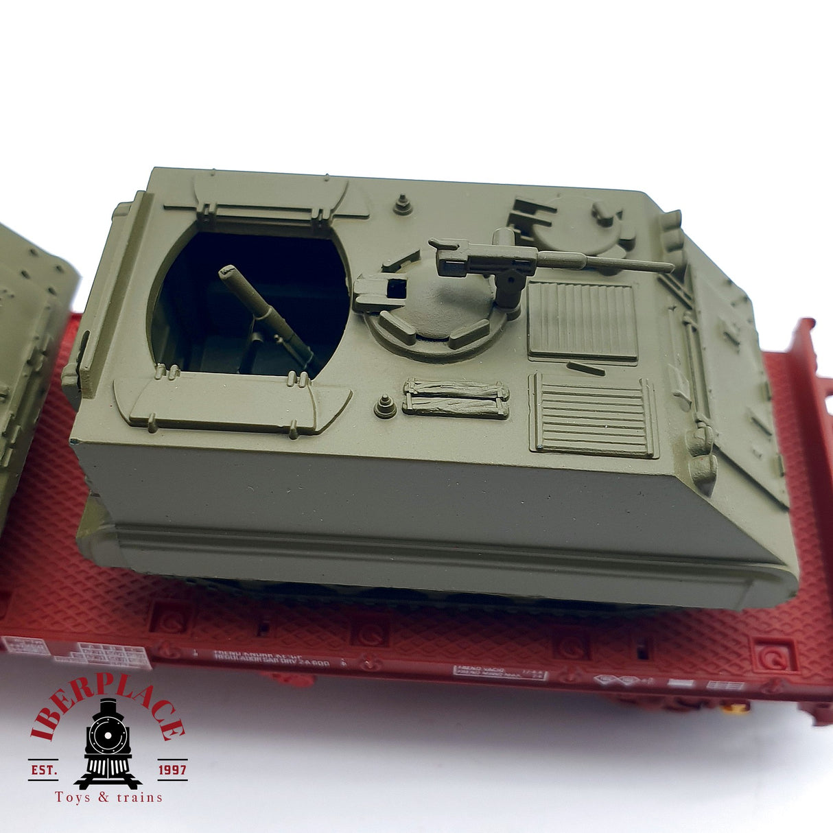 ♻️ DC Electrotren 5142 vagón plataforma con tanques militares H0 escala 1:87 A28