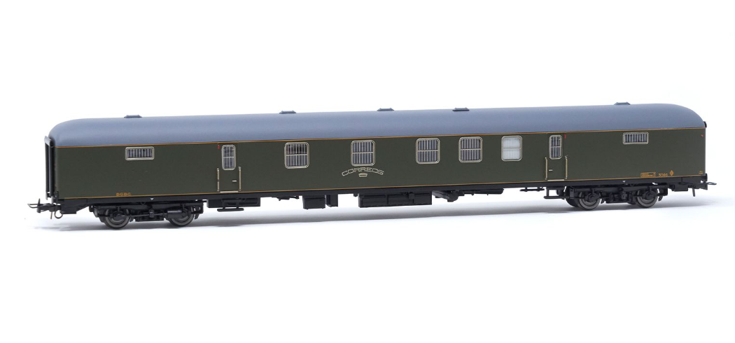 Electrotren HE4022 – Furgón Postal RENFE DGDC 3000 Verde con Franjas Amarillas – 1:87 H0 escala DC/CC