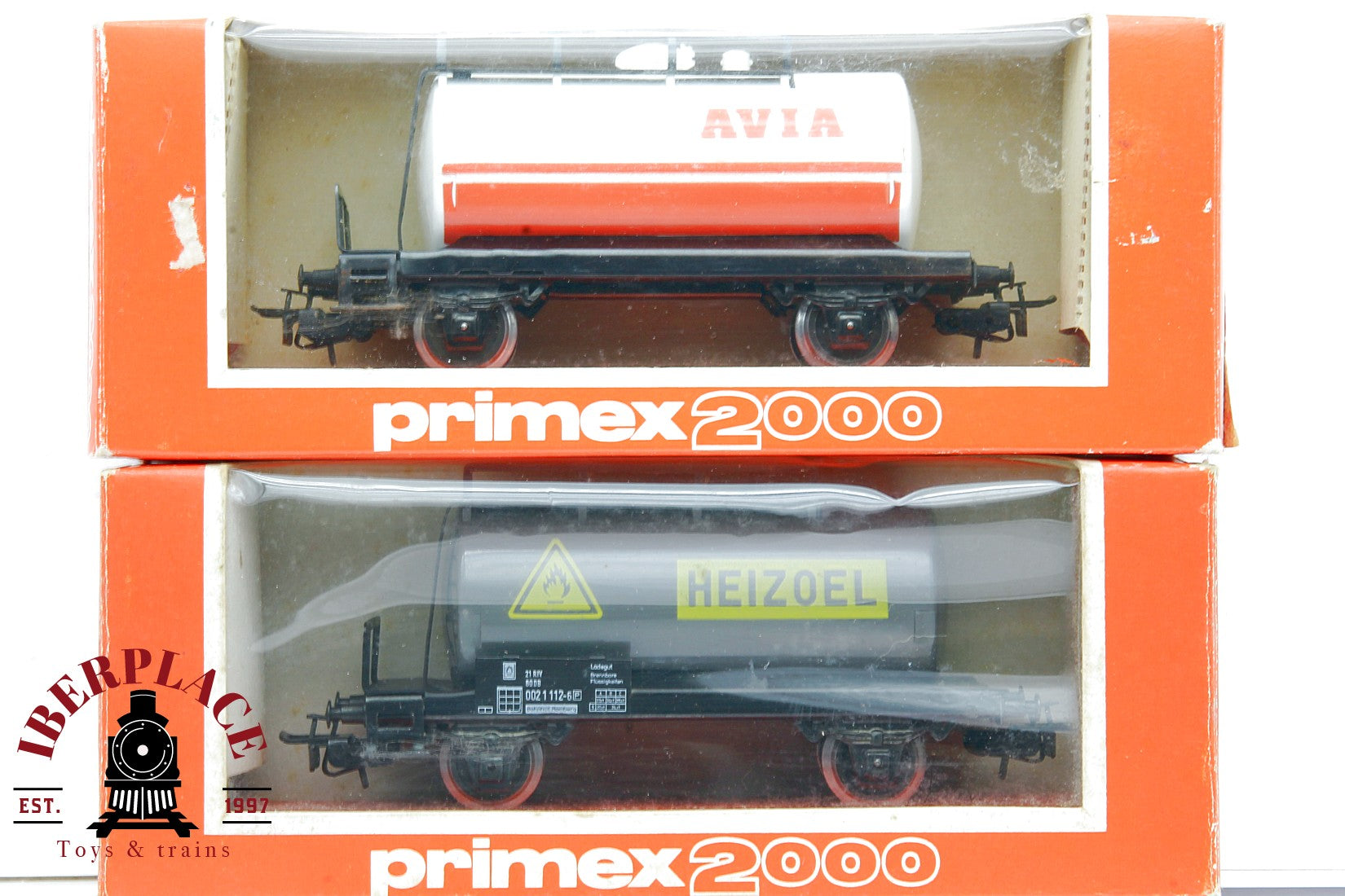 2x Primex  4582 4540 vagones mercancías HEIZOEL AVIA DB H0 escala 1:87 ho 00