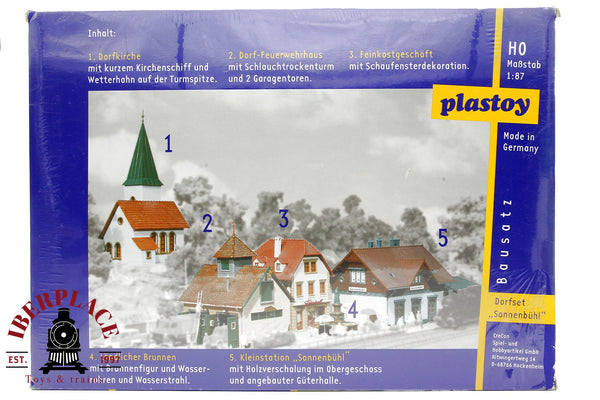 1:87 Plastoy  gebäudebausätze kit de pueblo con iglesia estación charcutería etc H0 escala ho 00