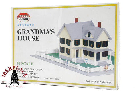 1:160 Model Power 1556 Grandma's House La casa de la abuela N escala