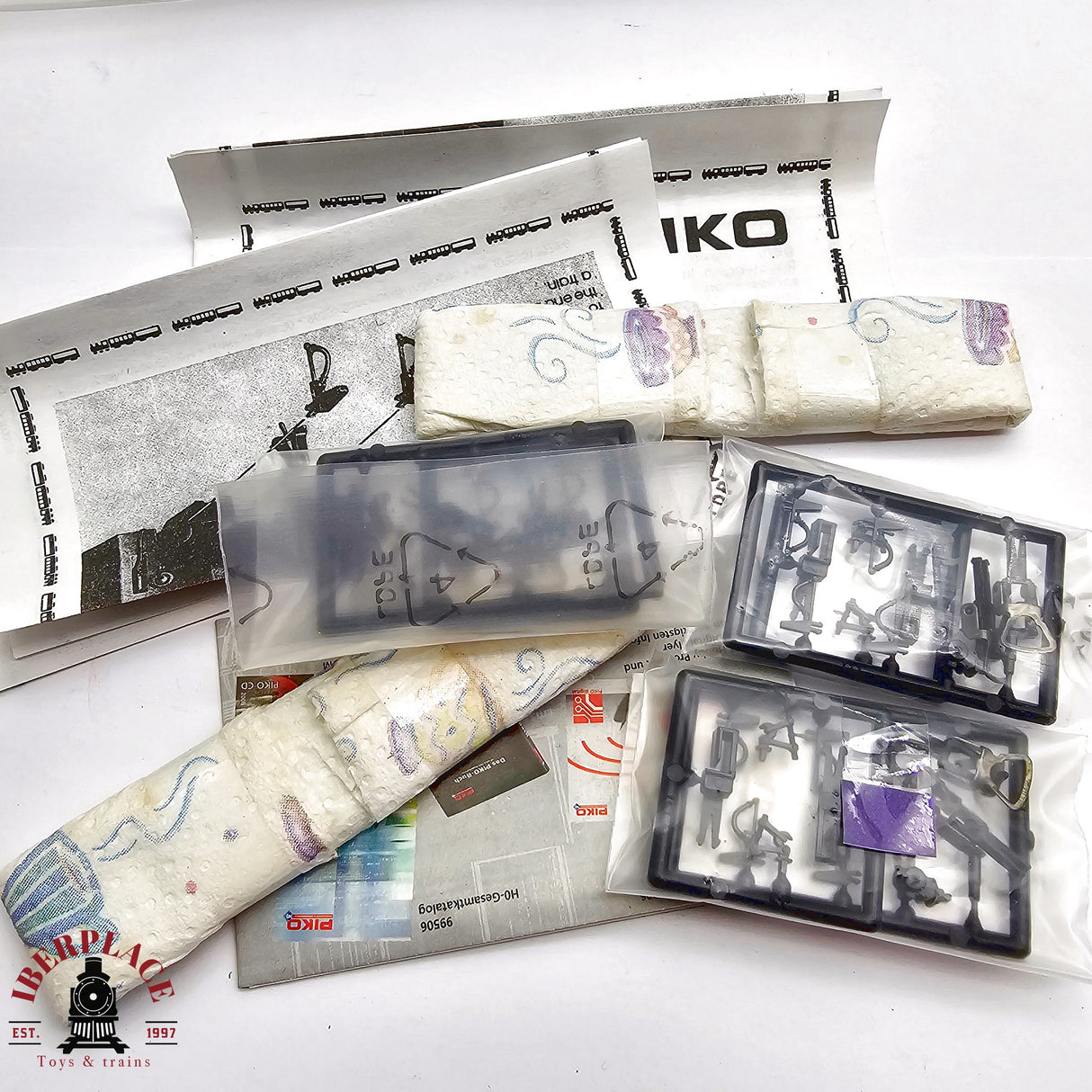 ♻️ 2da mano -  DC PIKO 58300 set de 3 coches pasajeros DR H0 escala 1:87 E13