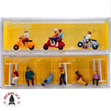 ♻️ 2da mano -  Preiser 2x Personas sentadas, y personas en scooter H0 escala 1:87 E13