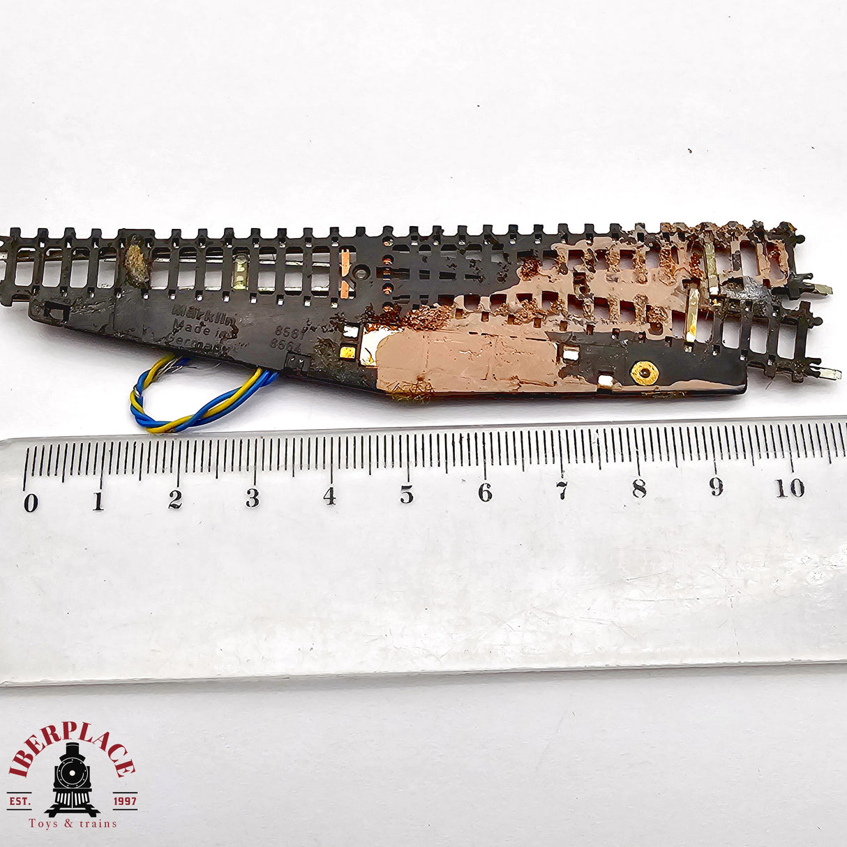 ♻️ 2da mano -  Märklin 8561 8564 desvió a la izquierda Z escala 1:220 E14