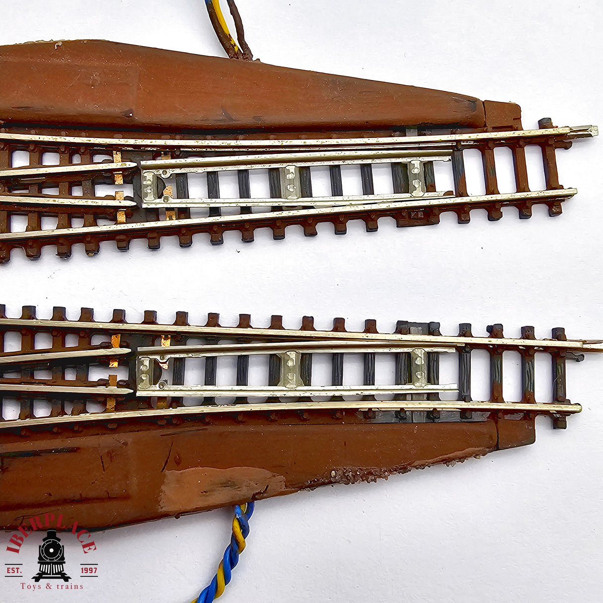 ♻️ 2da mano -  Märklin 2x 8561 8564 desvíos izquierda y derecha Z escala 1:220 E14 4/13