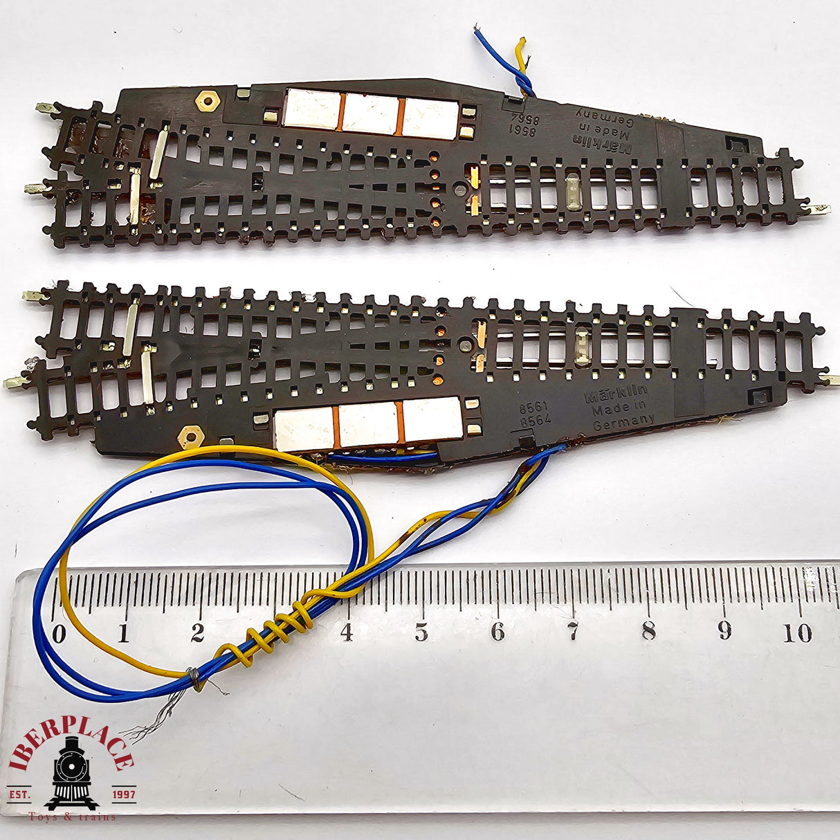 ♻️ 2da mano -  Märklin 2x 8561 8564 desvíos izquierda y derecha Z escala 1:220 E14 6/13