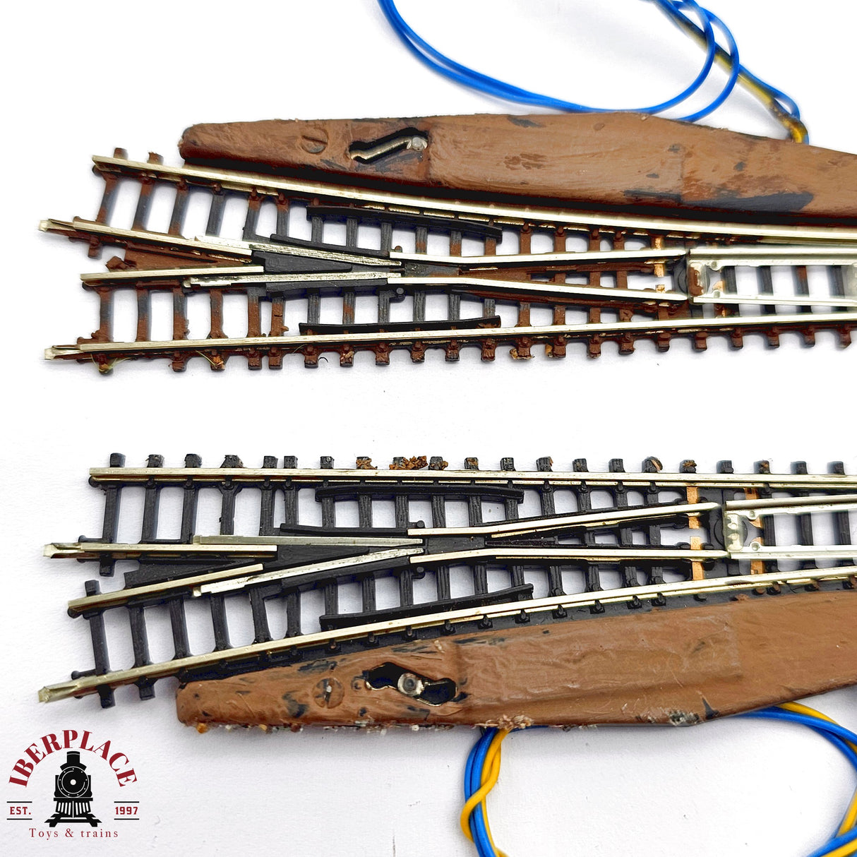 ♻️ 2da mano -  Märklin 2x 8561 8564 desvíos izquierda y derecha Z escala 1:220 E14 9/13