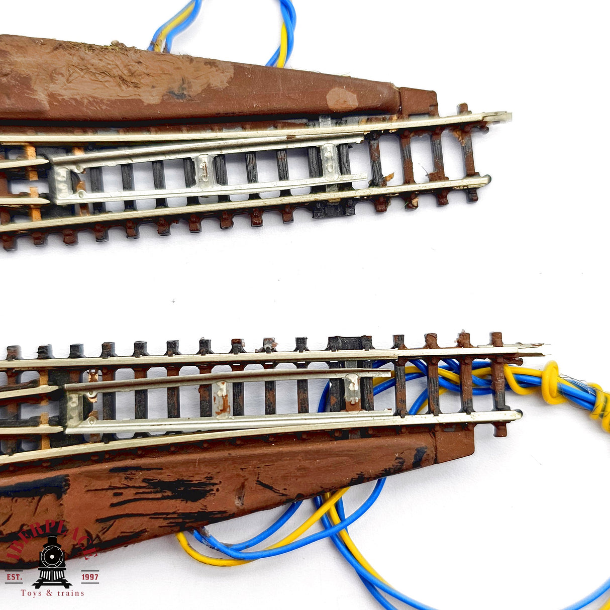 ♻️ 2da mano -  Märklin 2x 8561 8564 desvíos izquierda y derecha Z escala 1:220 E14 10/13