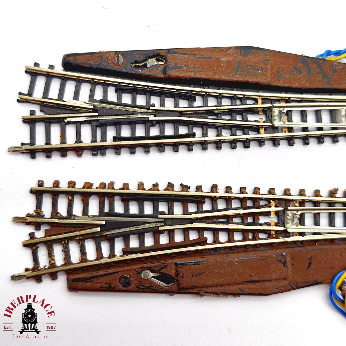 ♻️ 2da mano -  Märklin 2x 8561 8564 desvíos izquierda y derecha Z escala 1:220 E14 11/13