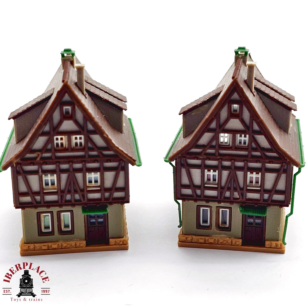 ♻️ 2da mano - Vollmer 2x casas de campo con entramado de madera Z escala 1:220 E14