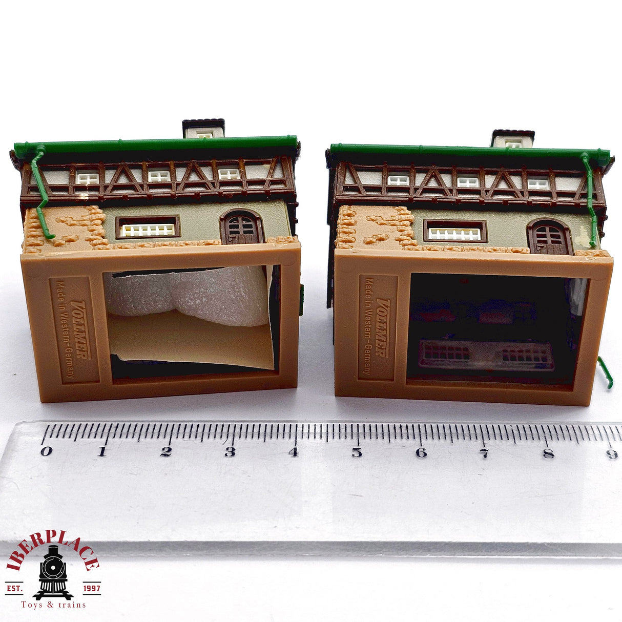 ♻️ 2da mano - Vollmer 2x casas de campo con entramado de madera Z escala 1:220 E14