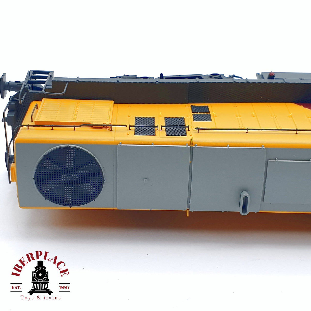 🆕  Mabar - 81314 Locomotora diesel Alco 1300 TBA modelo DC nueva con caja H0 escala 1:87