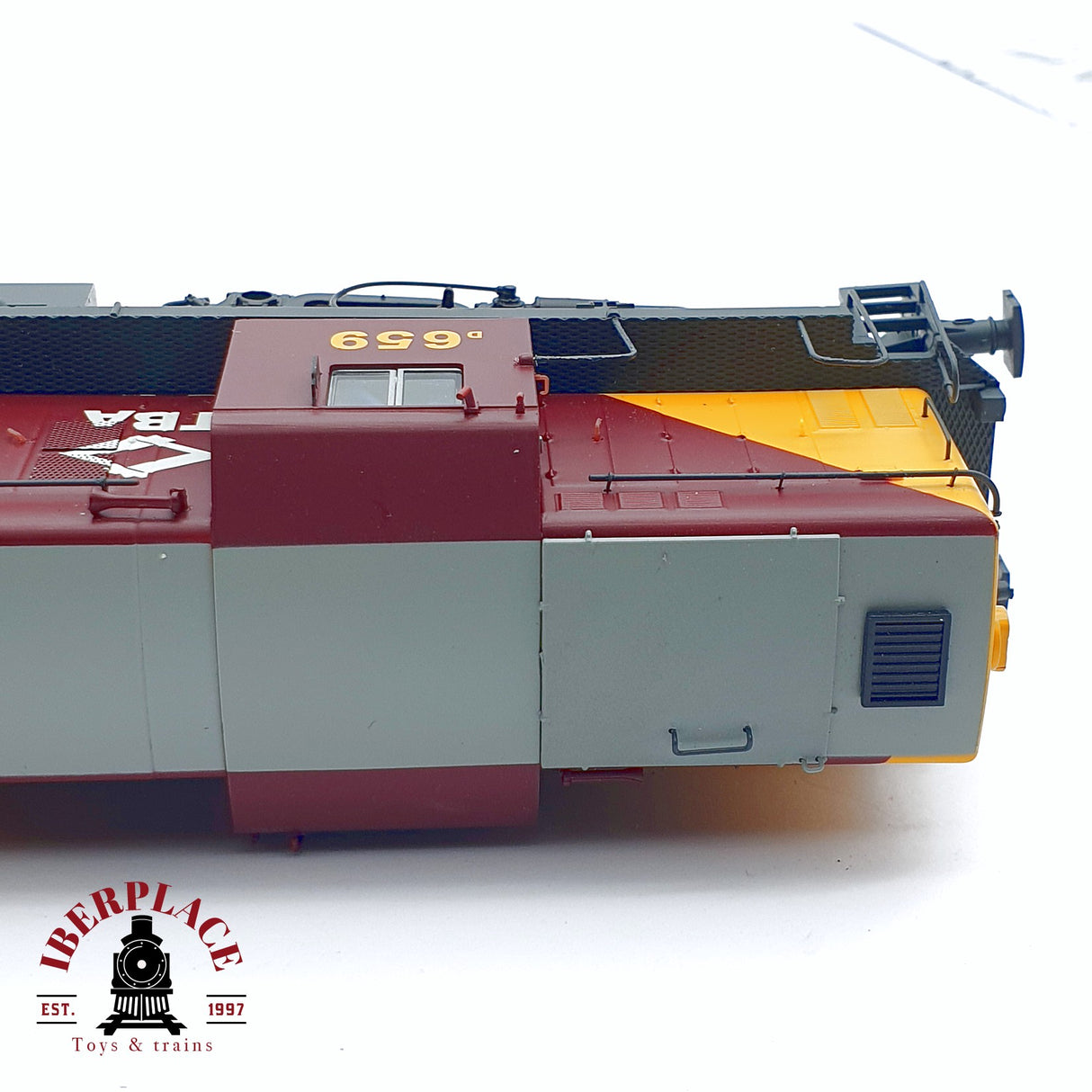 🆕  Mabar - 81314 Locomotora diesel Alco 1300 TBA modelo DC nueva con caja H0 escala 1:87