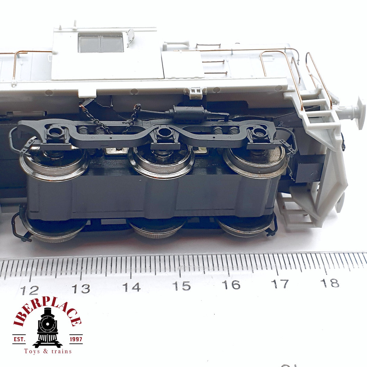 🆕 Mabar - 81315 Locomotora diesel Alco 1300 RENFE SIN PINTAR Modelo DC nueva con caja H0 escala 1:87