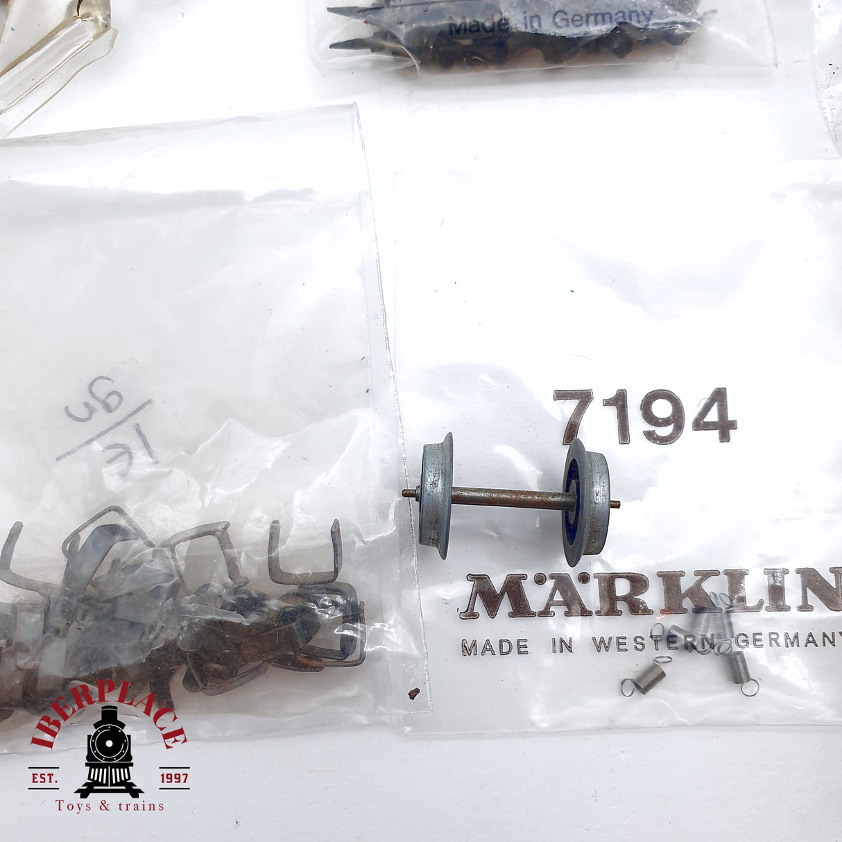 ♻️ 2da mano - Märklin 70007194 7299 lote patines para vagones, clavos, liquido para humo locomotoras H0 escala 1:87