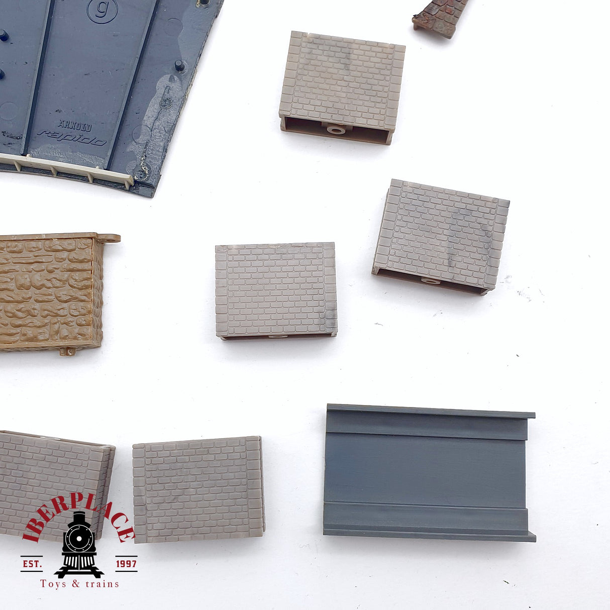 ♻️ 2da mano -  Arnold Rápido pilares, rampa, portal tunel N escala 1:160