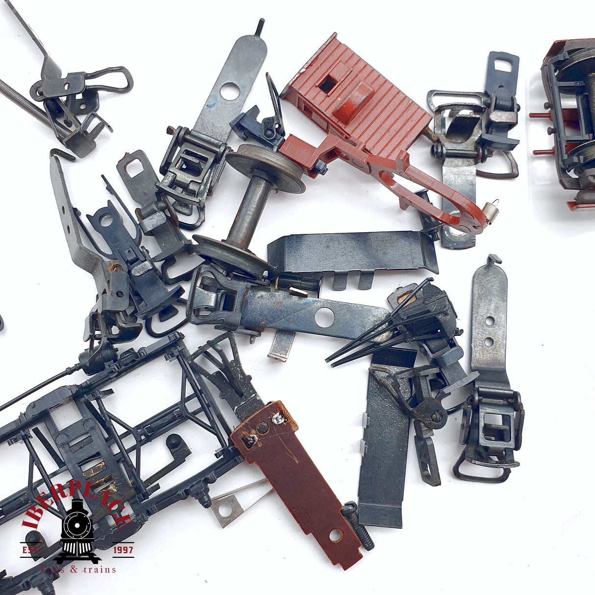 ♻️ 2da mano -  Lote de repuestos bogies ruedas enganches H0 escala 1:87