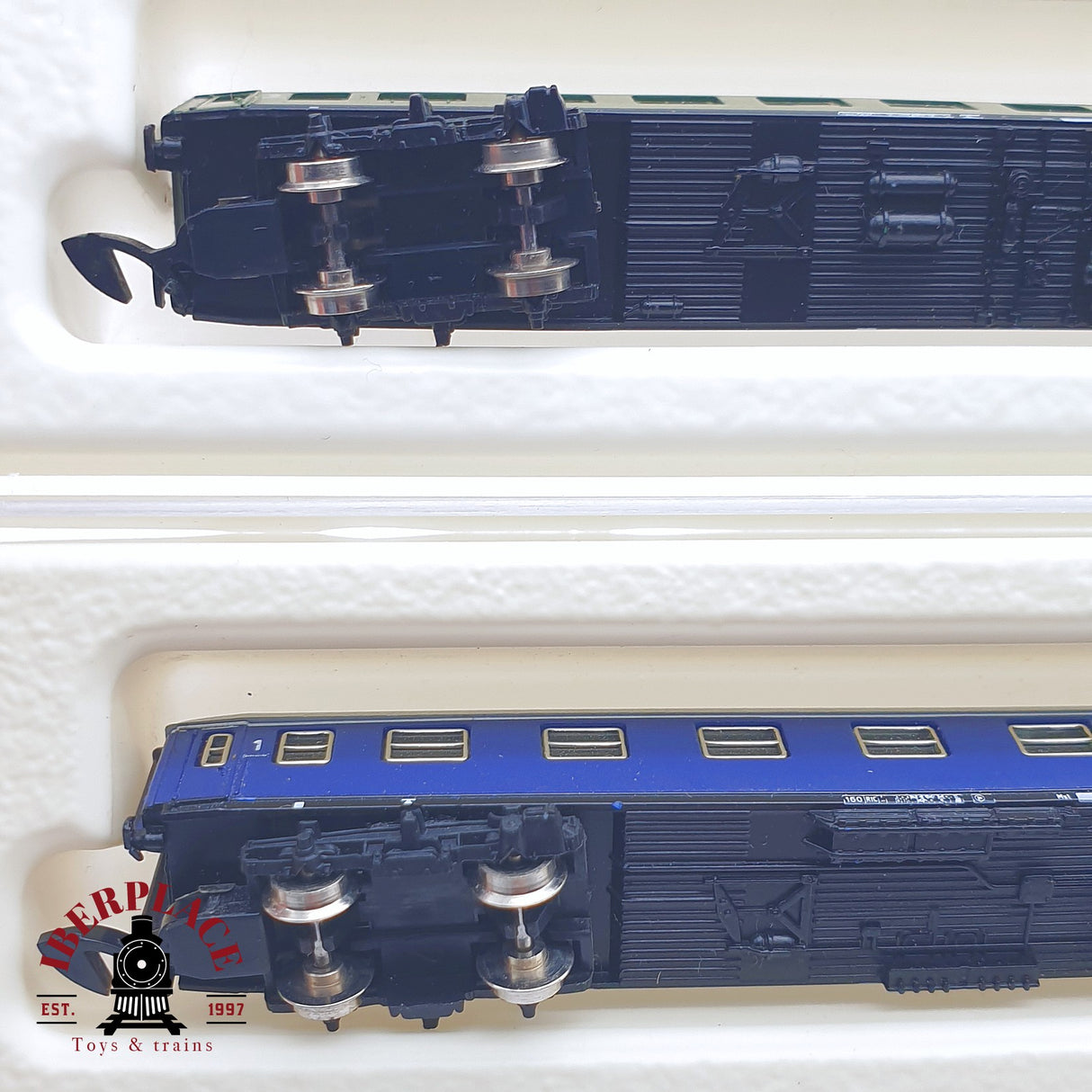 ♻️ 2 mano -  Märklin 4x 8710 8711 8713 coches pasajero DSG DB restaurante Z escala 1:220 TEN03