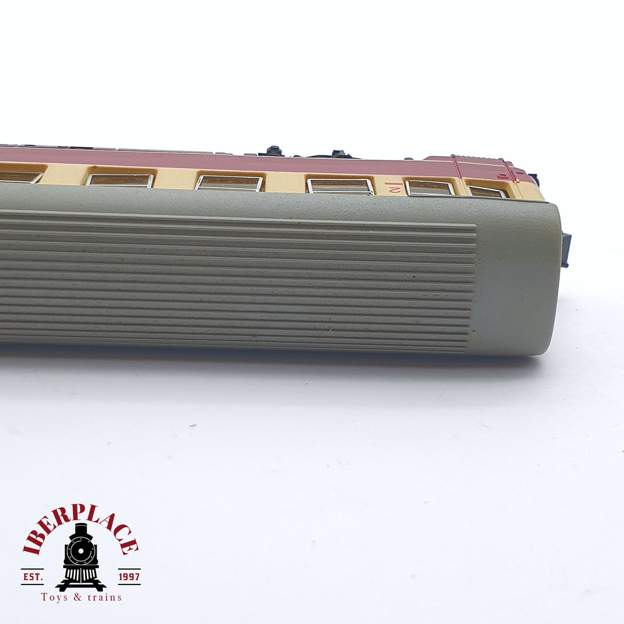 ♻️ 2 mano - Arnold 3811 vagón pasajeros DB clase 2 N escala 1:160 TEN04