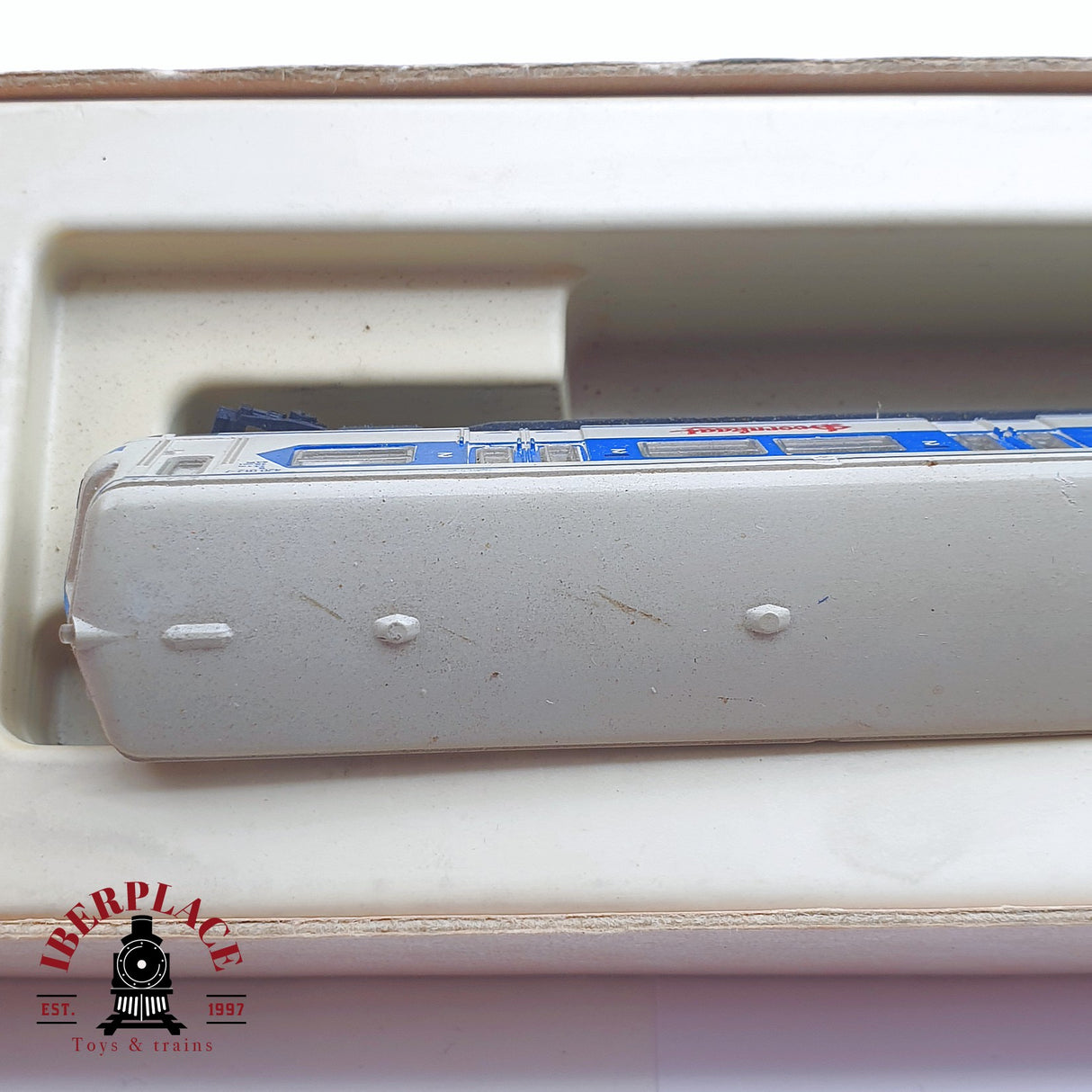 ♻️ 2 mano - Arnold 2940 Locomotora BR 420 con publicidad N escala 1:160 TEN04