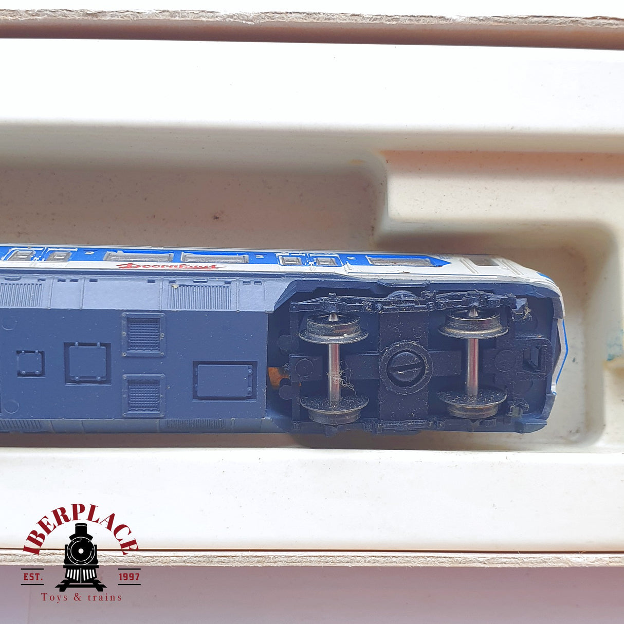 ♻️ 2 mano - Arnold 2940 Locomotora BR 420 con publicidad N escala 1:160 TEN04